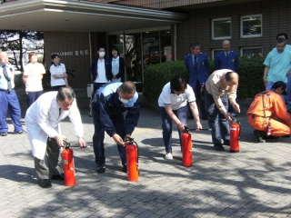2010消防訓練04